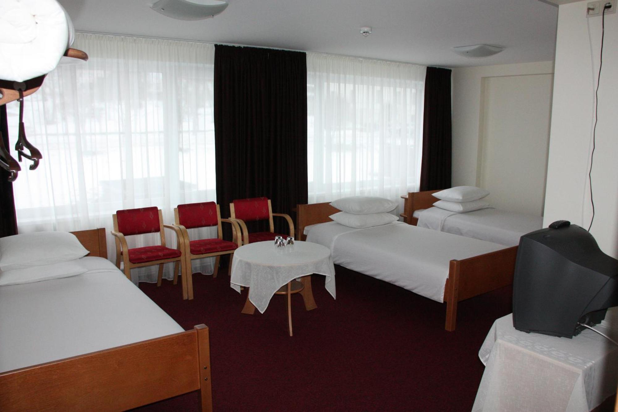 Hotel Madona Quarto foto
